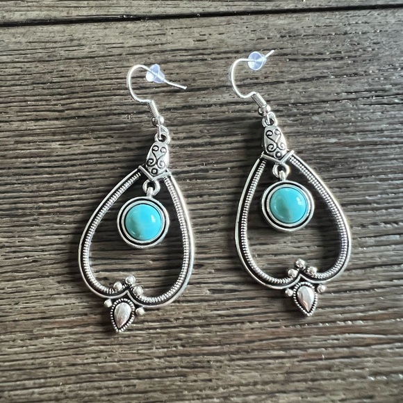 TURQUOISE WATER DROP EARRINGS - Picture 7 of 8